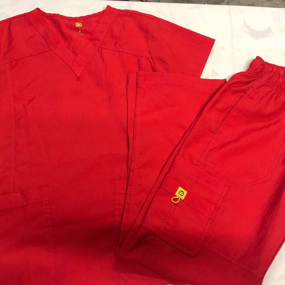 Wink Four Stretch Scrub Set  Small